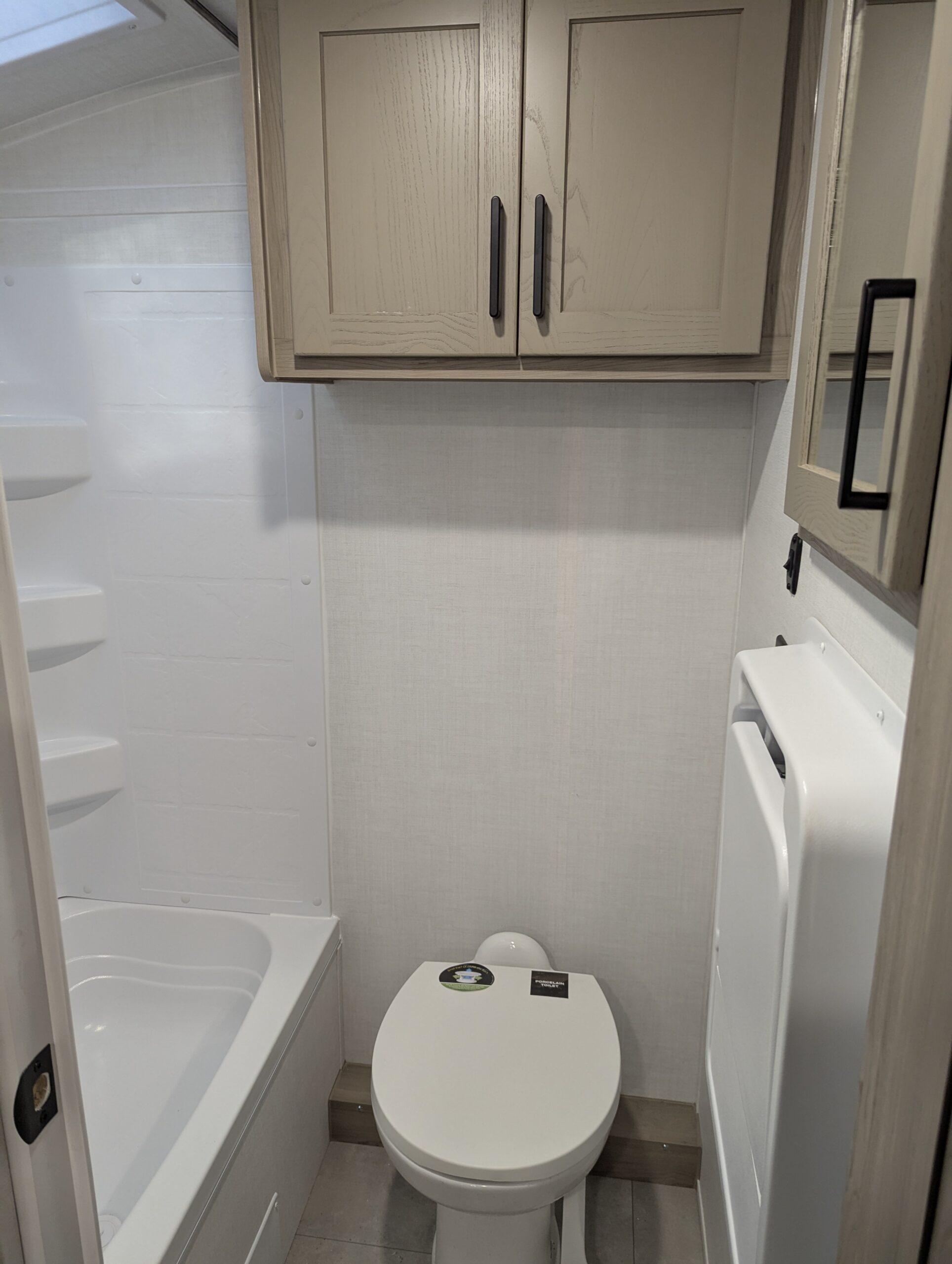 2026 Forest River Rockwood GeoPro Travel Trailer (T3039764) - Image 9