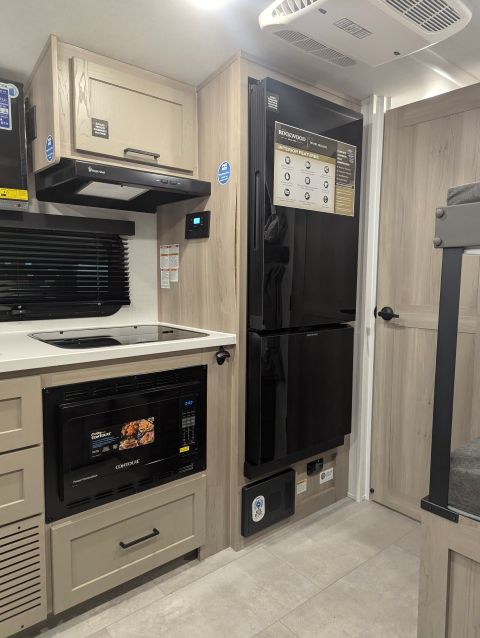 2026 Forest River Rockwood GeoPro Travel Trailer (T3041793) - Image 6