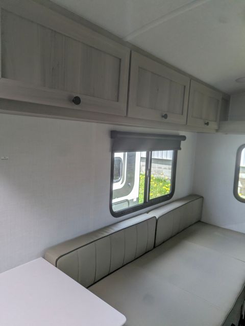 2026 Forest River Rockwood GeoPro LE Travel Trailer (T3041905) - Image 7