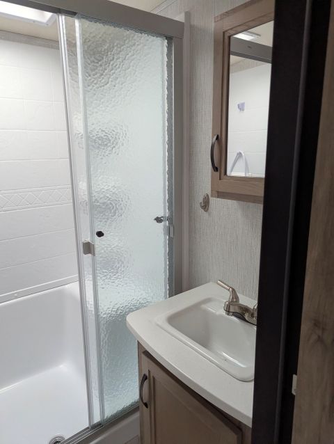 2022 Forest River Palomino Solaire Travel Trailer (NN057385) - Image 7